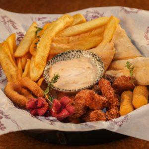 Rose Atıştırma Tabağı