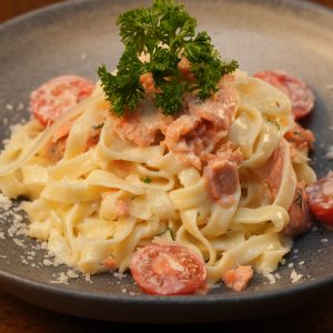 Tagliatelle Salmone